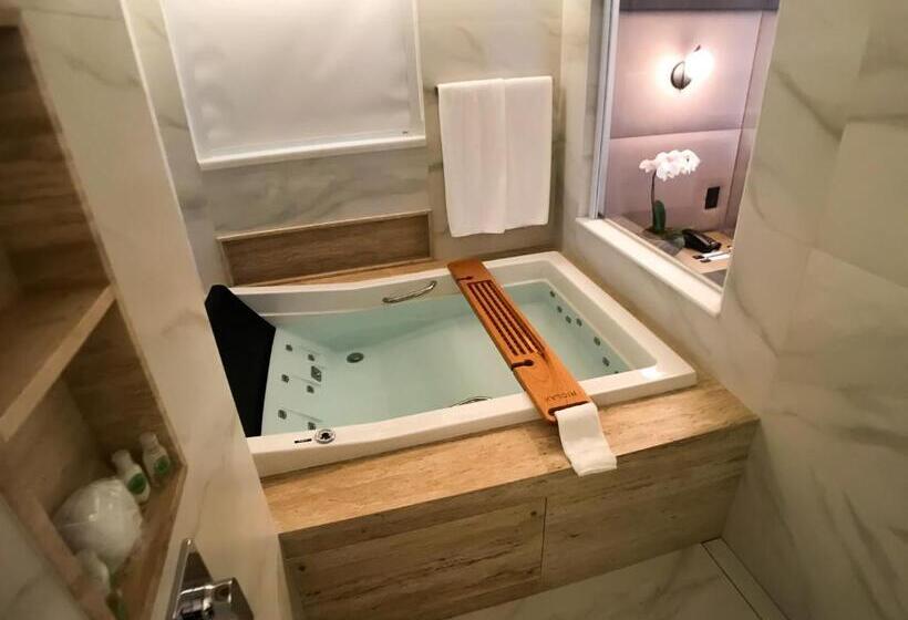 로얄 스위트, Radisson Blu Belo Horizonte Savassi