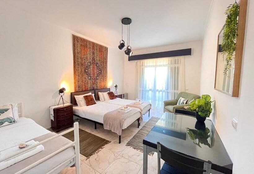 Трехместный Номер Стандарт Совместная Ванная, Gardens Guest House