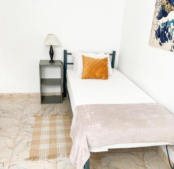 Номер Economy Индивидуальный, Gardens Guest House