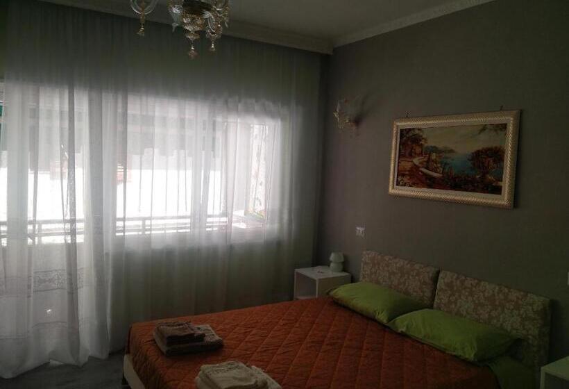 اتاق استاندارد, Julia B&b