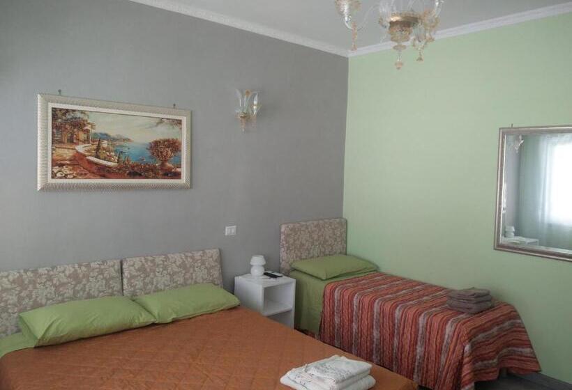 اتاق استاندارد, Julia B&b