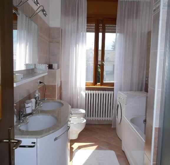 Апартаменты 1 Спальня Вид на Сад, B&b Da Lori