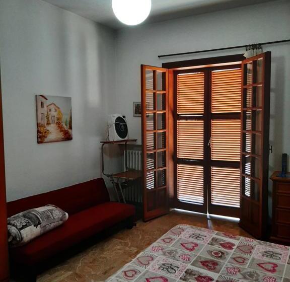اتاق استاندارد, B&b Tio Pepe