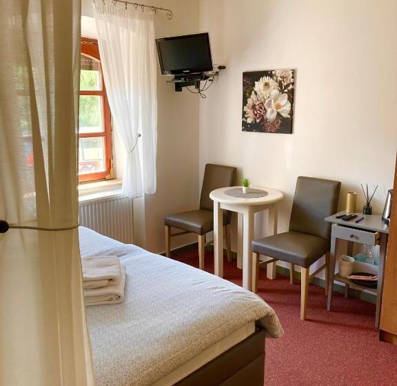 Номер Economy, Guesthouse Mikuláš Mikulov   Free Parking In The City Center