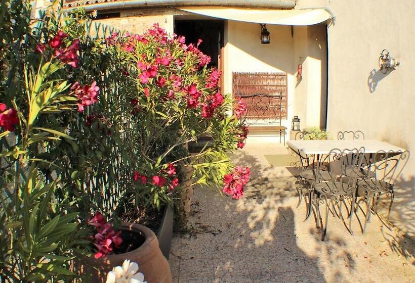 Люкс 2 Спальни, Porta Vivaria Orvieto  Private Parking