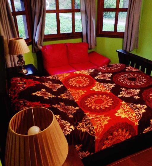 Quarto Familiar, Cabañas El Rincón De Pancho