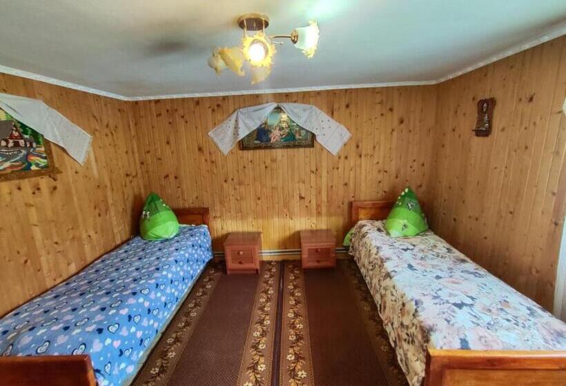 اتاق استاندارد سه نفره, у василини