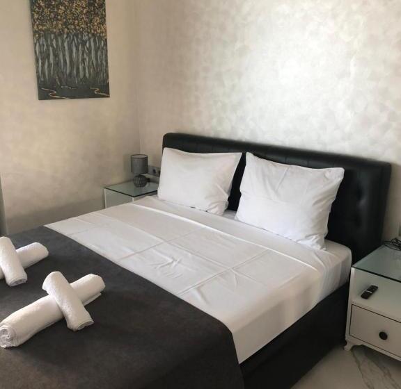استودیوی استاندارد با چشم‌انداز دریا, Black Sea Vi Dari Apartments