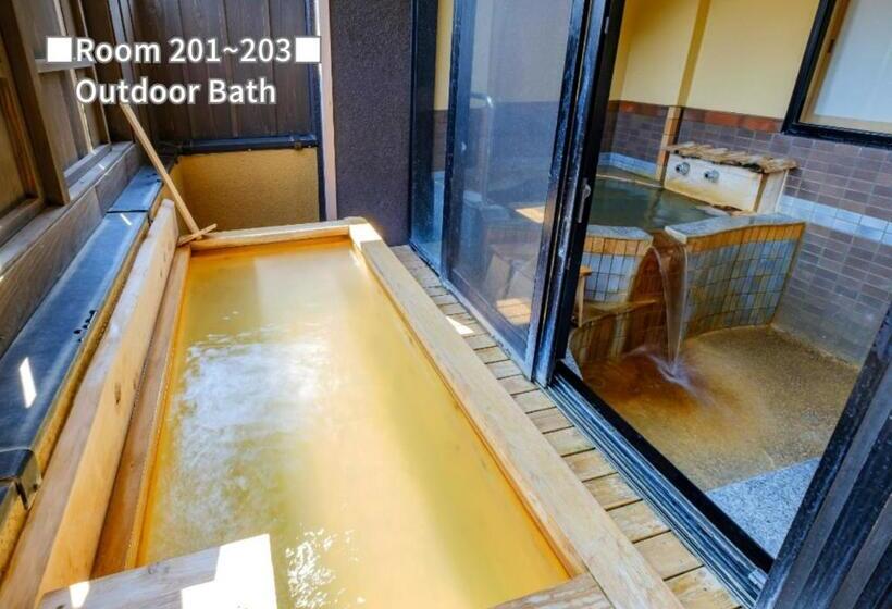 标准间, Bihadanoyu Koshikano Onsen