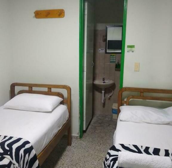 اتاق استاندارد سه نفره, Casa Verde Guatapé