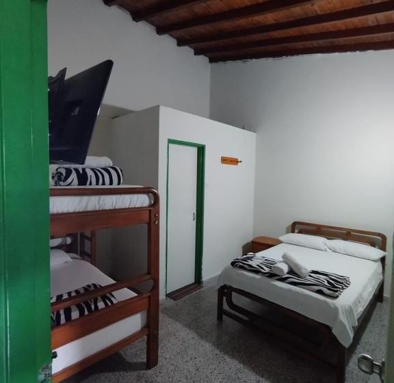 اتاق استاندارد چهار تخته, Casa Verde Guatapé