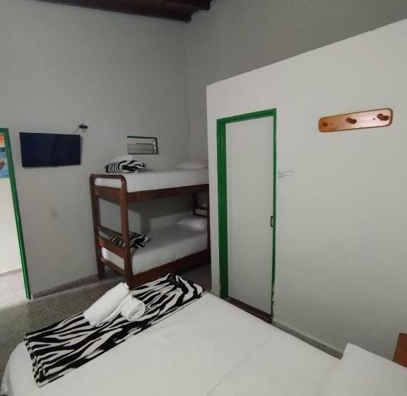 اتاق استاندارد چهار تخته, Casa Verde Guatapé