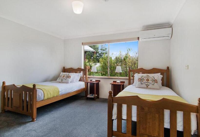스탠다드 룸, Shambhala Guest House