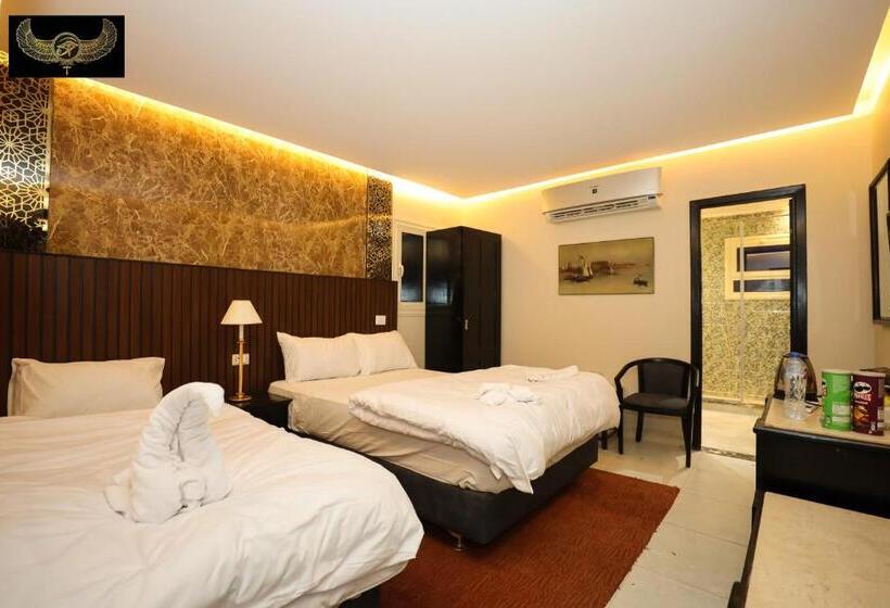 اتاق لوکس سه تخته, Comfort Inn Giza