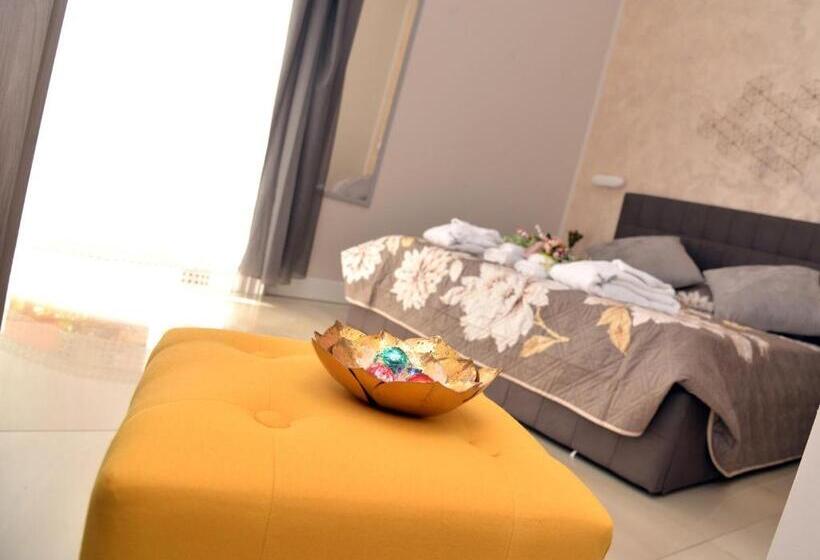 带阳台的高级房间, Casa Felice Suite Room