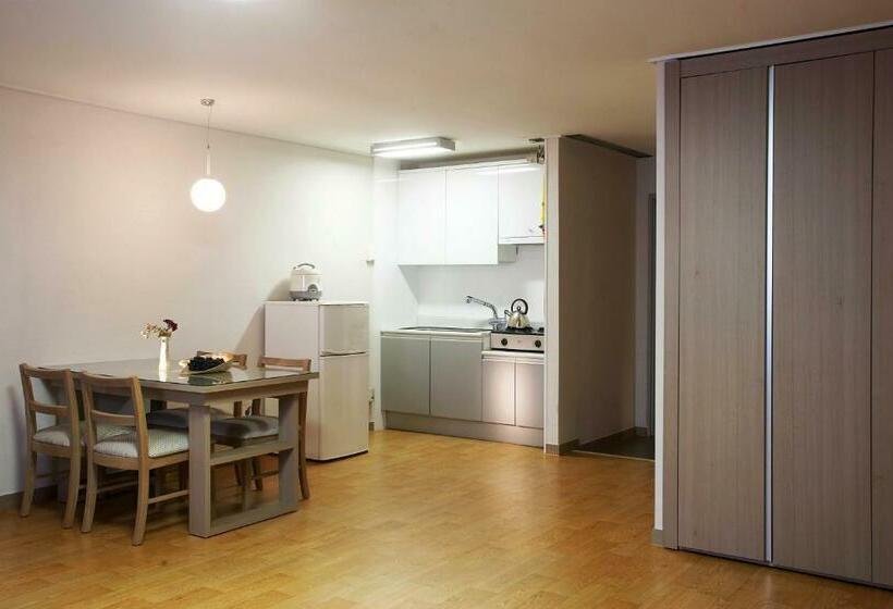 اتاق استاندارد, Seorak I Park Condo