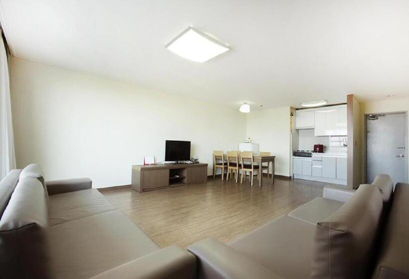 اتاق خانوادگی, Seorak I Park Condo