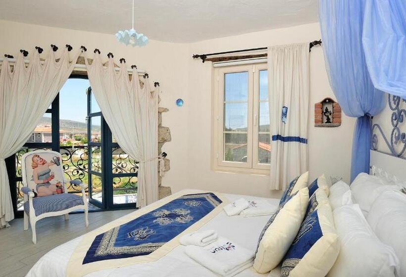 غرفة ديلوكس مزودة بشرفة, Alaçatı Sultan Konak Butik Otel ℳℛ Luxury Concept