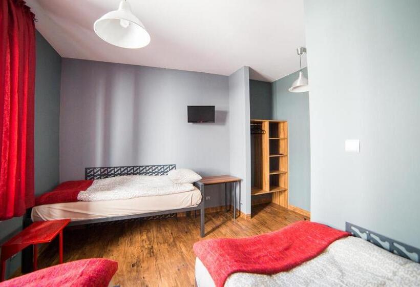 Номер Стандарт Трехместный, Hostel Fabryka