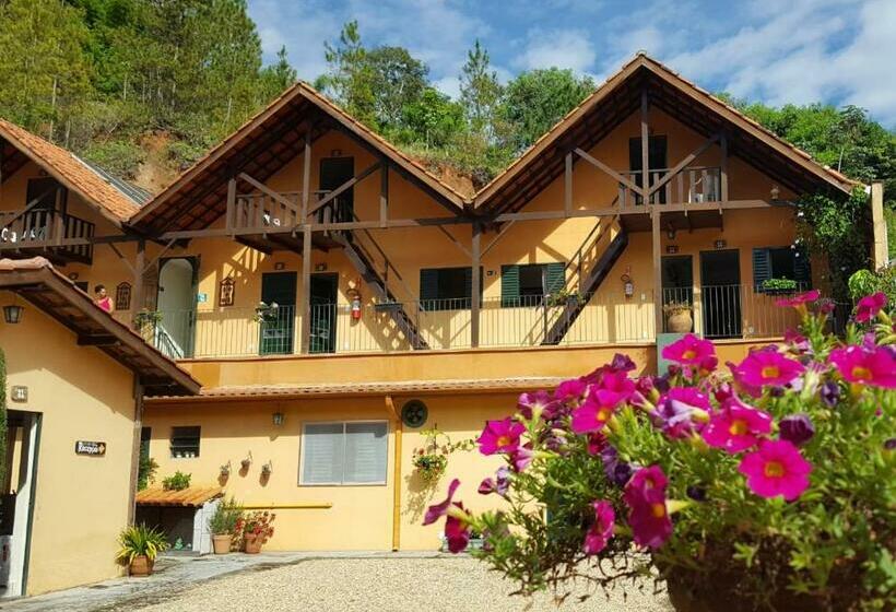 풀장 전망 스위트, Pousada Villa Três