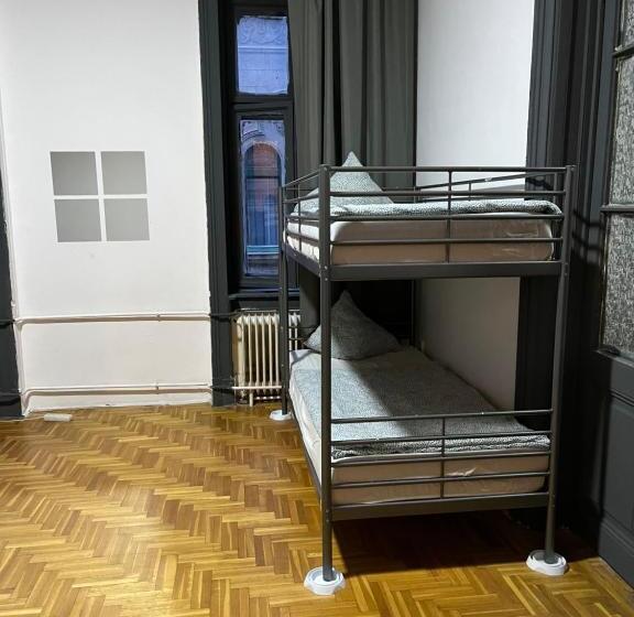 家庭房间共用浴室, Casa Nora