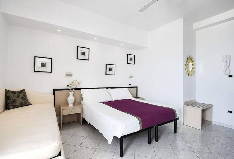 Quarto Estandar, Thea & Residence