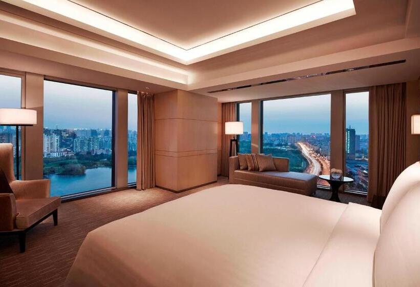 سوییت اجرایی, Shanghai Marriott Hotel Parkview