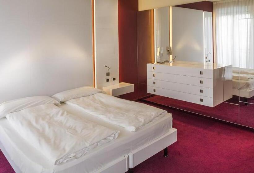 Номер Deluxe Вид на Озеро, Wellness Hotel Casa Barca