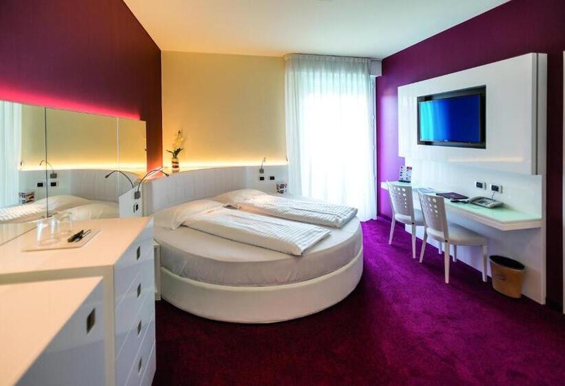 Номер Deluxe Вид на Озеро, Wellness Hotel Casa Barca