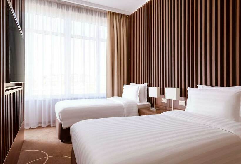 سوییت سوپریور, Mövenpick Resort & Spa Anapa Miracleon