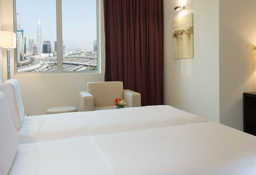 Апартаменты 2 Спальни, Pullman Dubai Jumeirah Lakes Towers