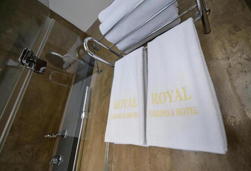اتاق اکونومی, Royal Casino &