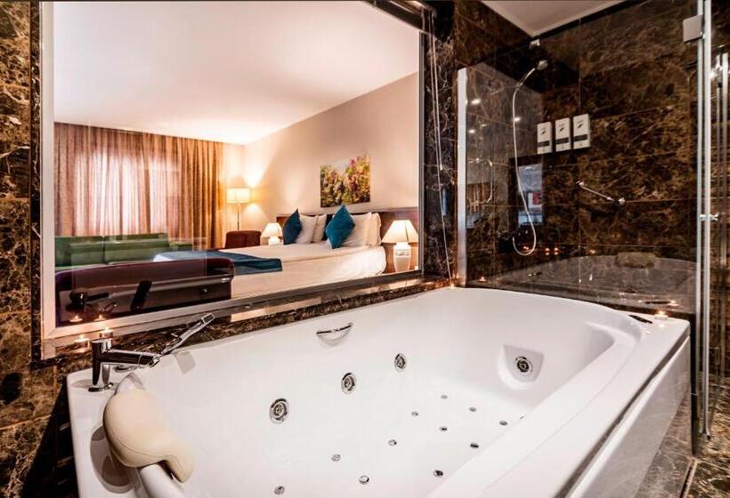 Deluxe Suite King Bed, Rox Hotel Istanbul