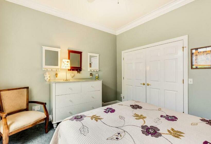 Апартаменты 3 Спальни, Beacon Court D