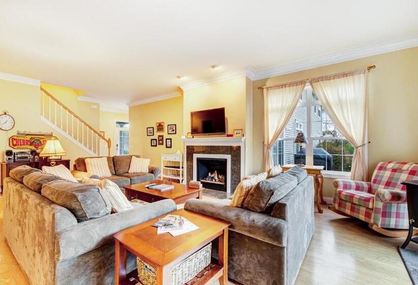 Апартаменты 3 Спальни, Beacon Court D