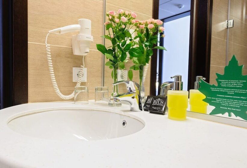 اتاق راحتی, Rius Hotel Lviv