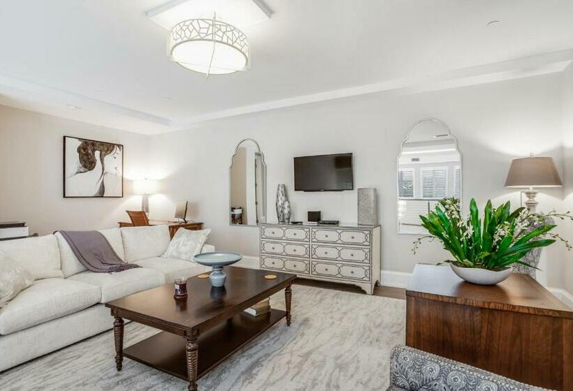 带3个卧室的公寓, Naples Square Paradise