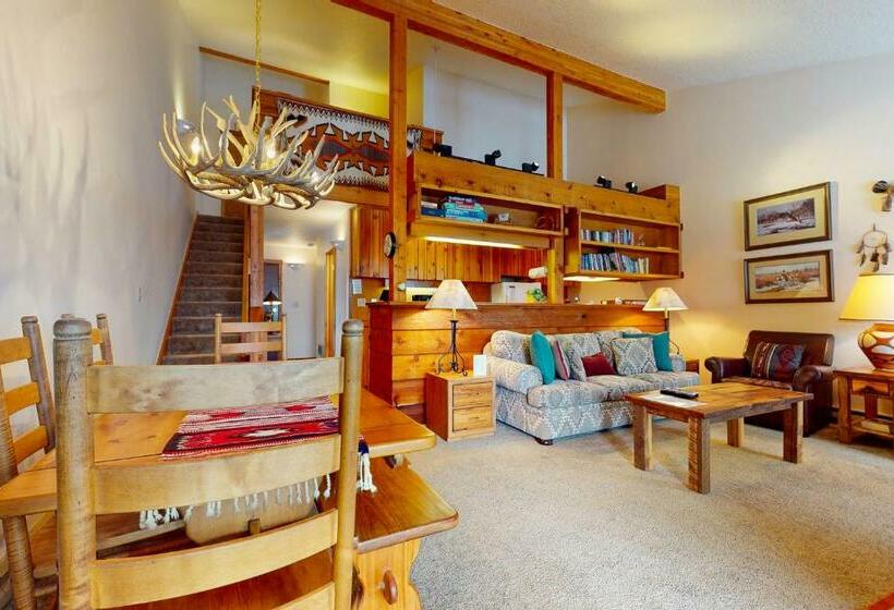 Апартаменты 2 Спальни, 3622 Winterberry