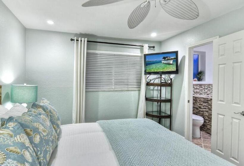 Апартаменты 2 Спальни, North Beach C