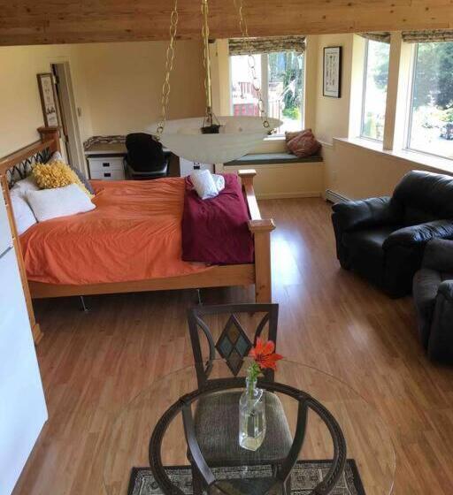 استودیوی استاندارد با چشم‌انداز دریا, Kelli Creek Cottage   Reduced Price On Tours