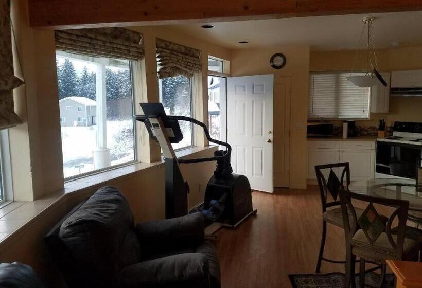استودیوی استاندارد با چشم‌انداز دریا, Kelli Creek Cottage   Reduced Price On Tours