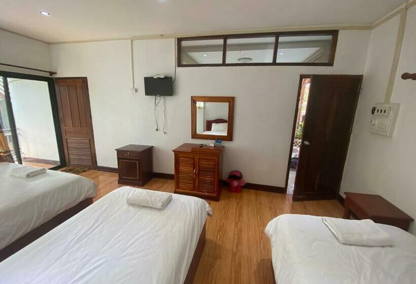 Семейный Номер, Alisona Guesthouse