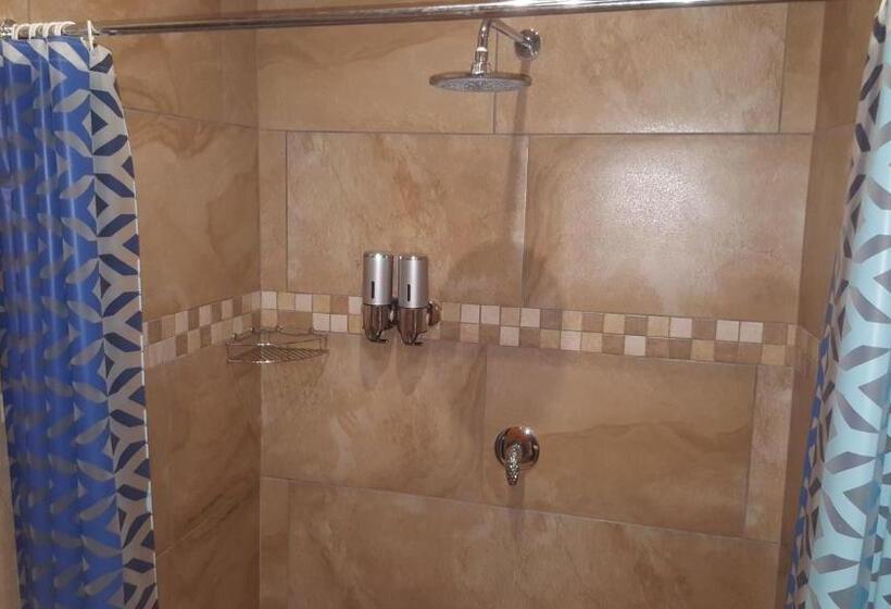 Номер Стандарт, Kadichueni Guest House