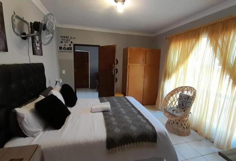 스탠다드 트리플 룸, Kadichueni Guest House