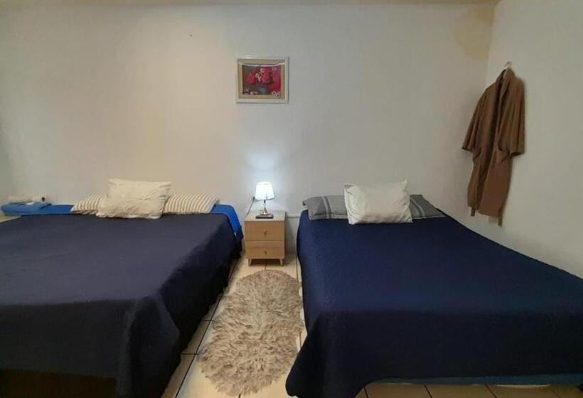 اتاق استاندارد, Bluehouse