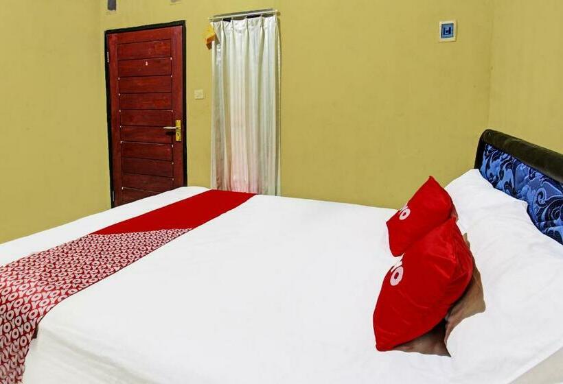 Номер Deluxe, Oyo 91845 V_ar House Syariah