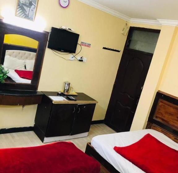 Economy Triple Room, Mystique Inn Ooty