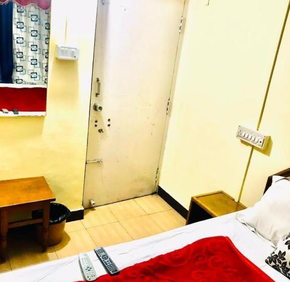 اتاق عادی, Mystique Inn Ooty