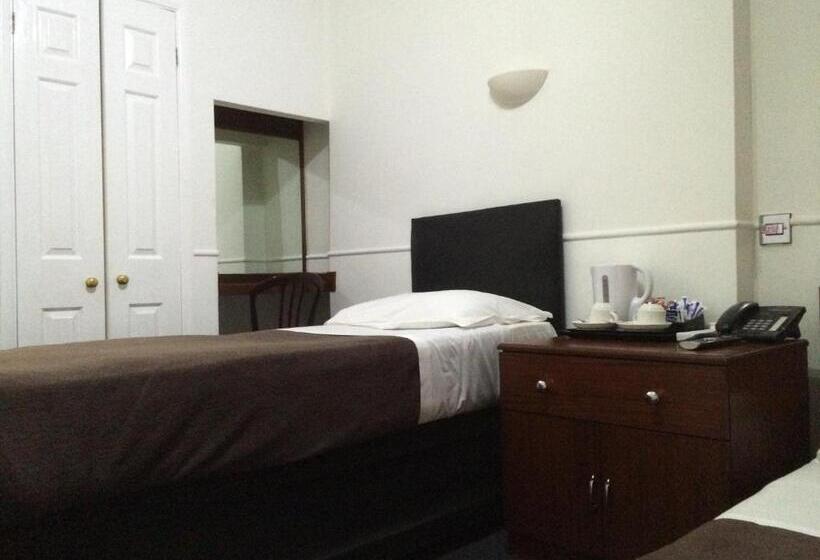 اتاق استاندارد سه نفره, London Continental