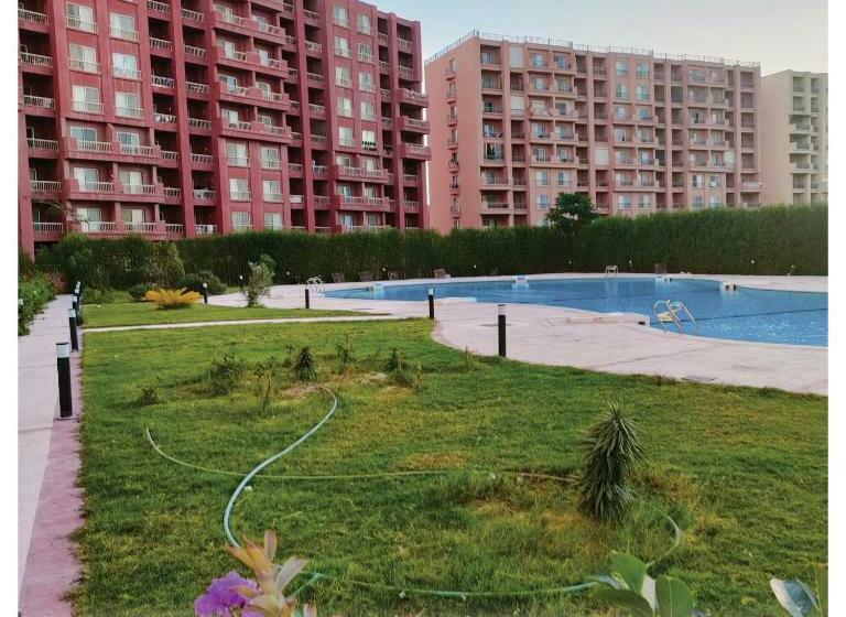 آپارتمان 1 خوابه با چشم‌انداز استخر, Heaven Hills Golf Porto Marina